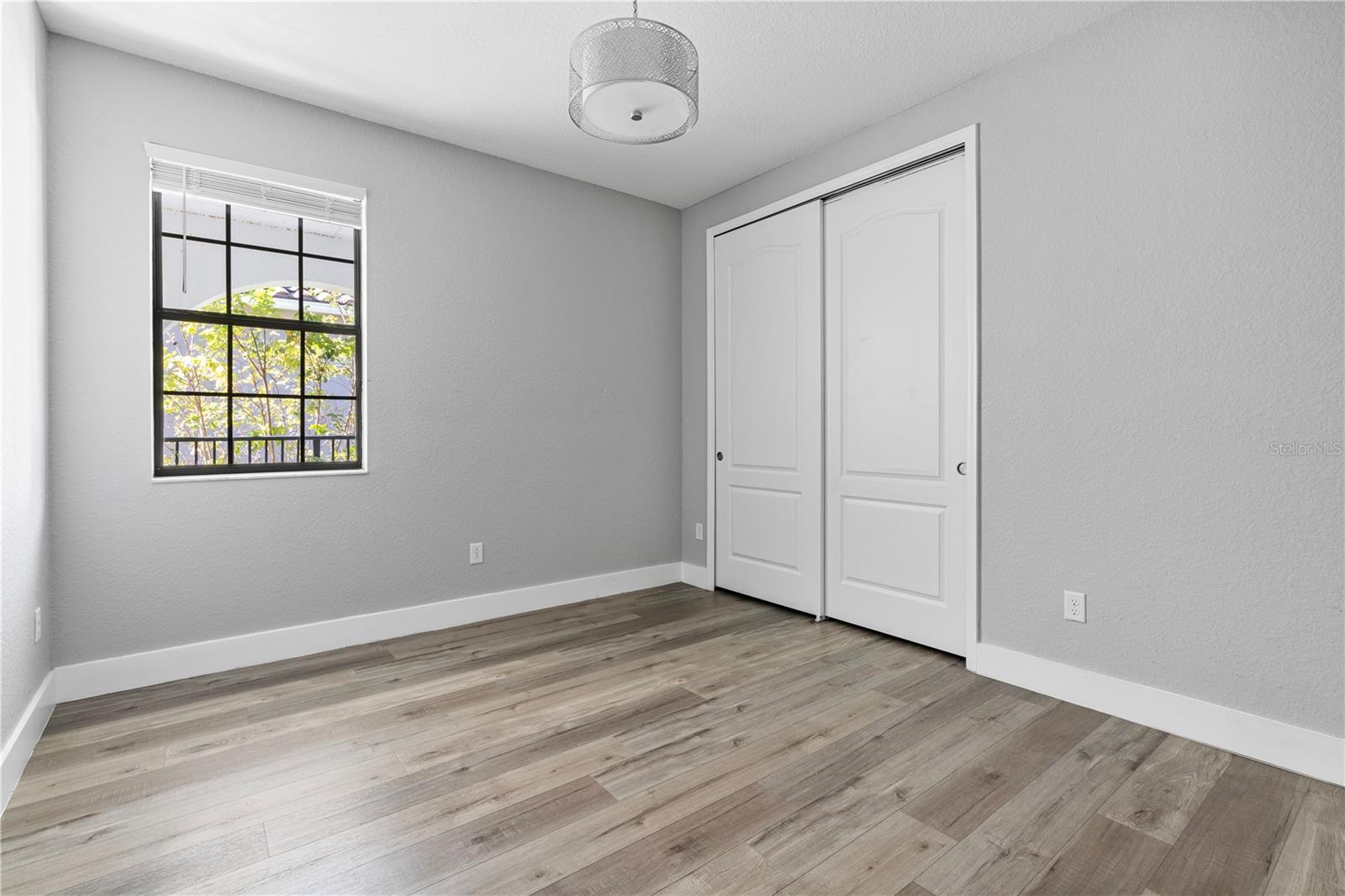 13019 Woodford St Property Photo 44