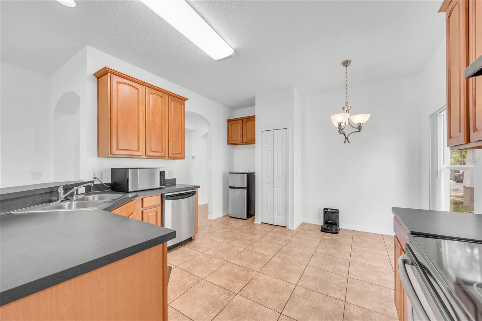 14643 Tanja King Blvd Property Photo 10