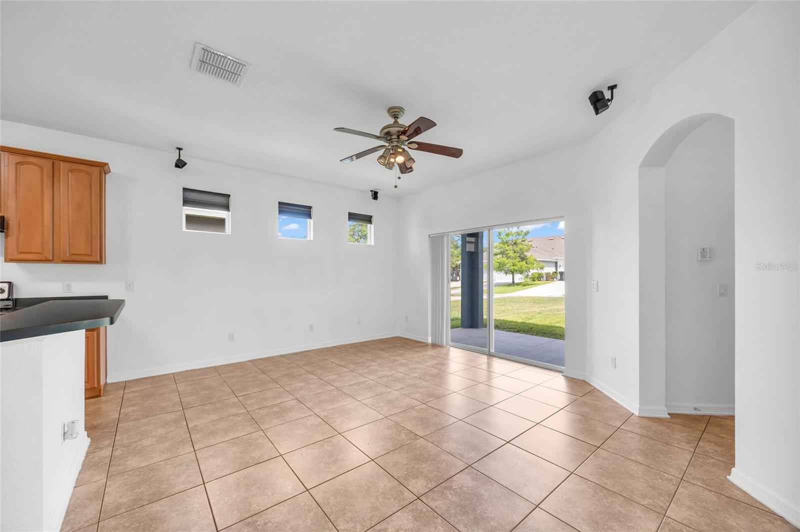 14643 Tanja King Blvd Property Photo 14