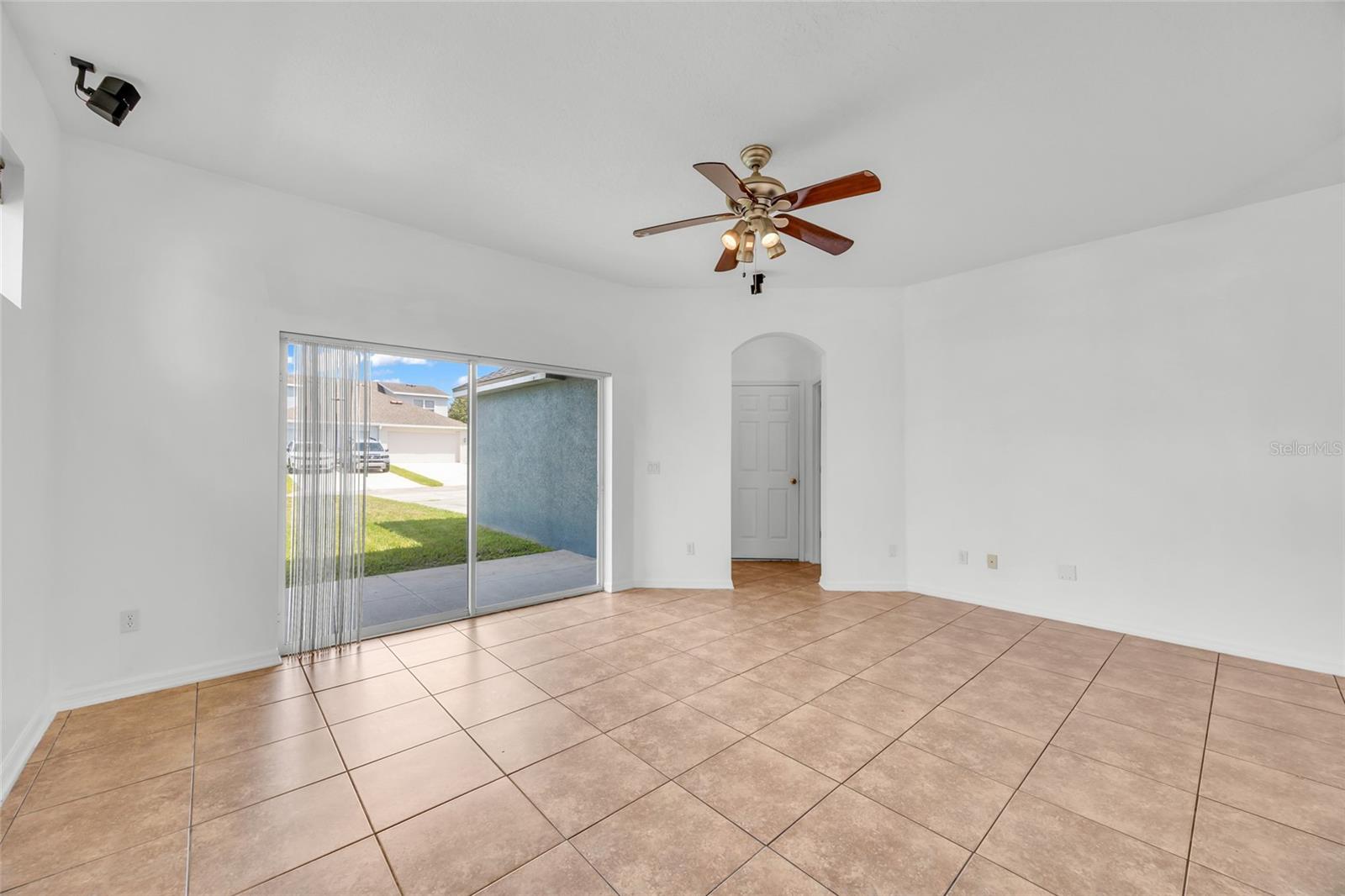 14643 Tanja King Blvd Property Photo 15