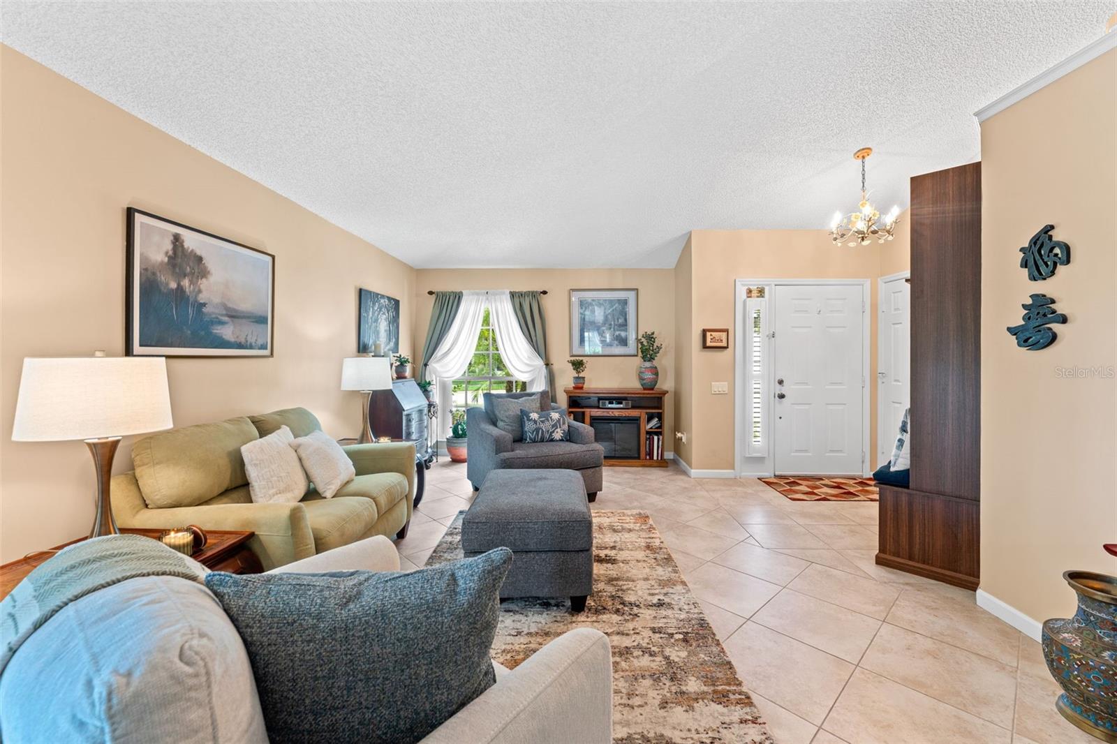 1920 Burchstone Dr Property Photo 6
