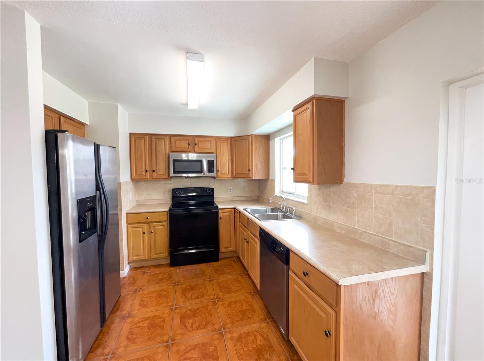 4805 Beacon St Property Photo 2