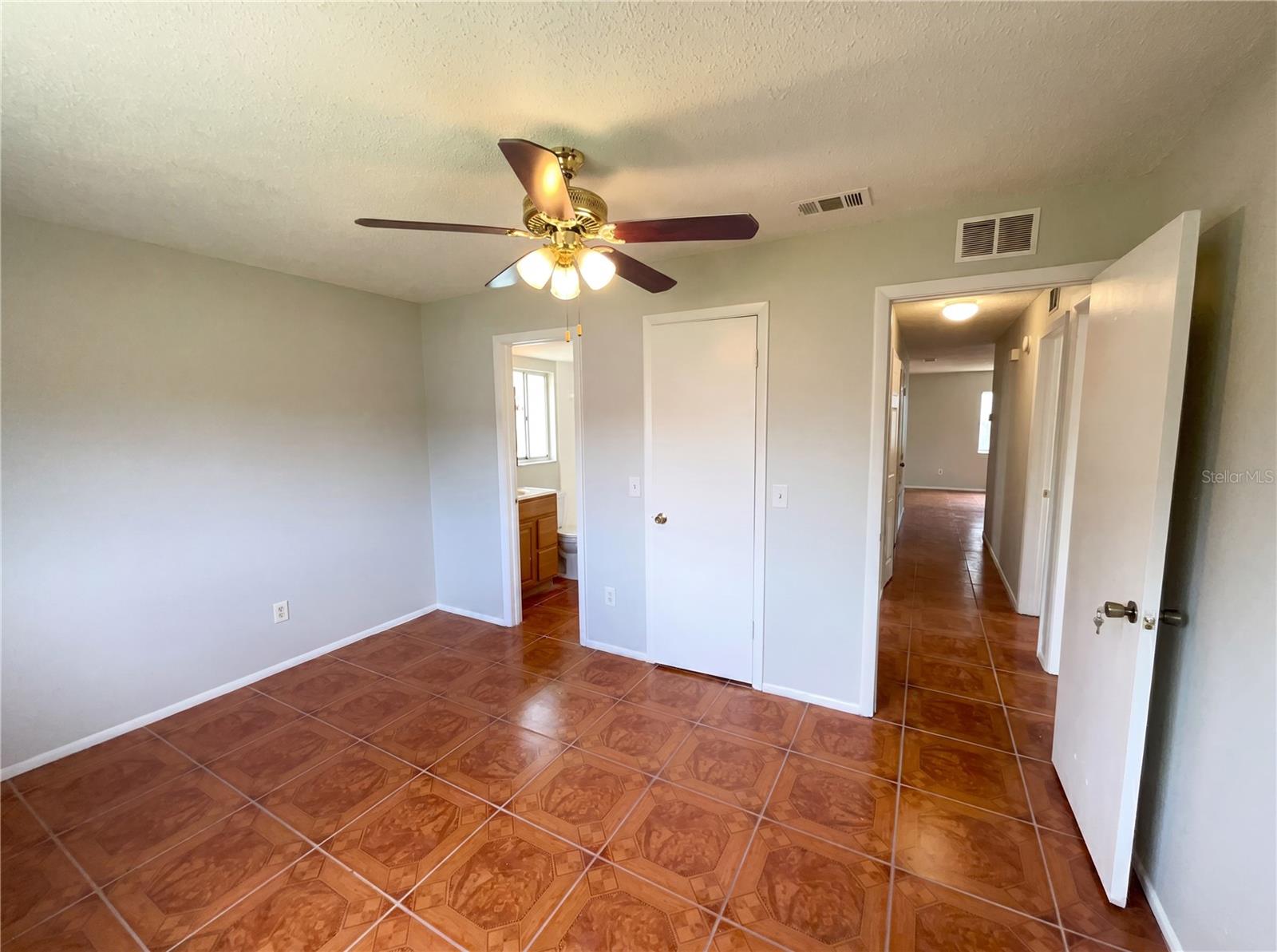 4805 Beacon St Property Photo 15