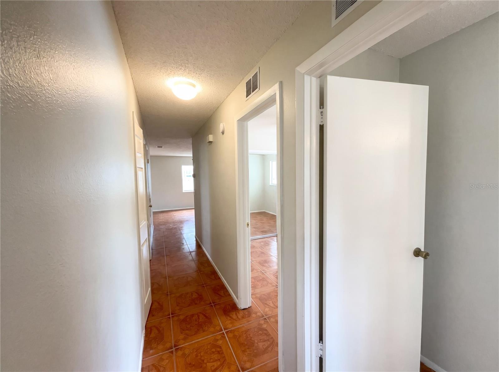 4805 Beacon St Property Photo 19