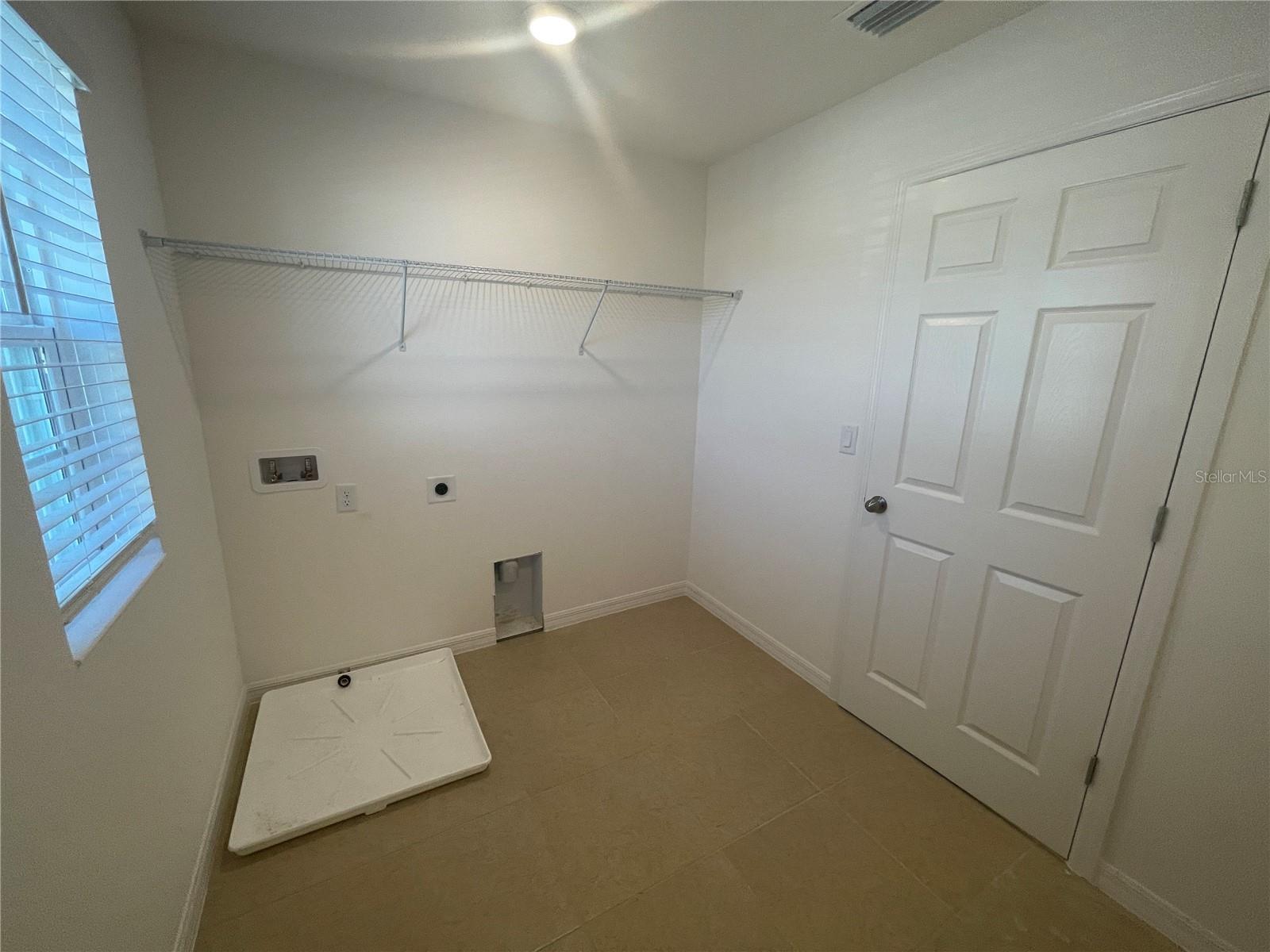 2007 Handsome Hill Ln Property Photo 10