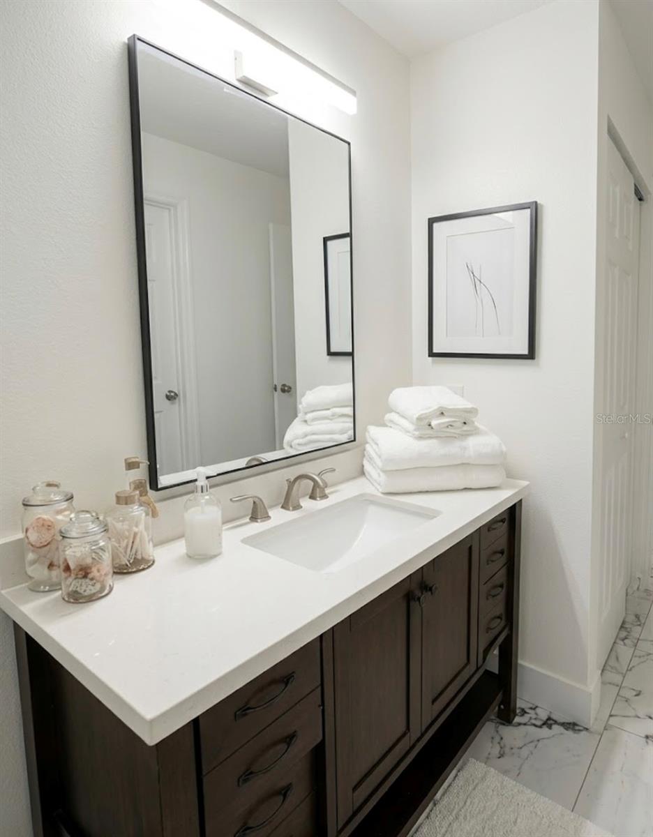 130 Boundary Blvd #a&b Property Photo 6