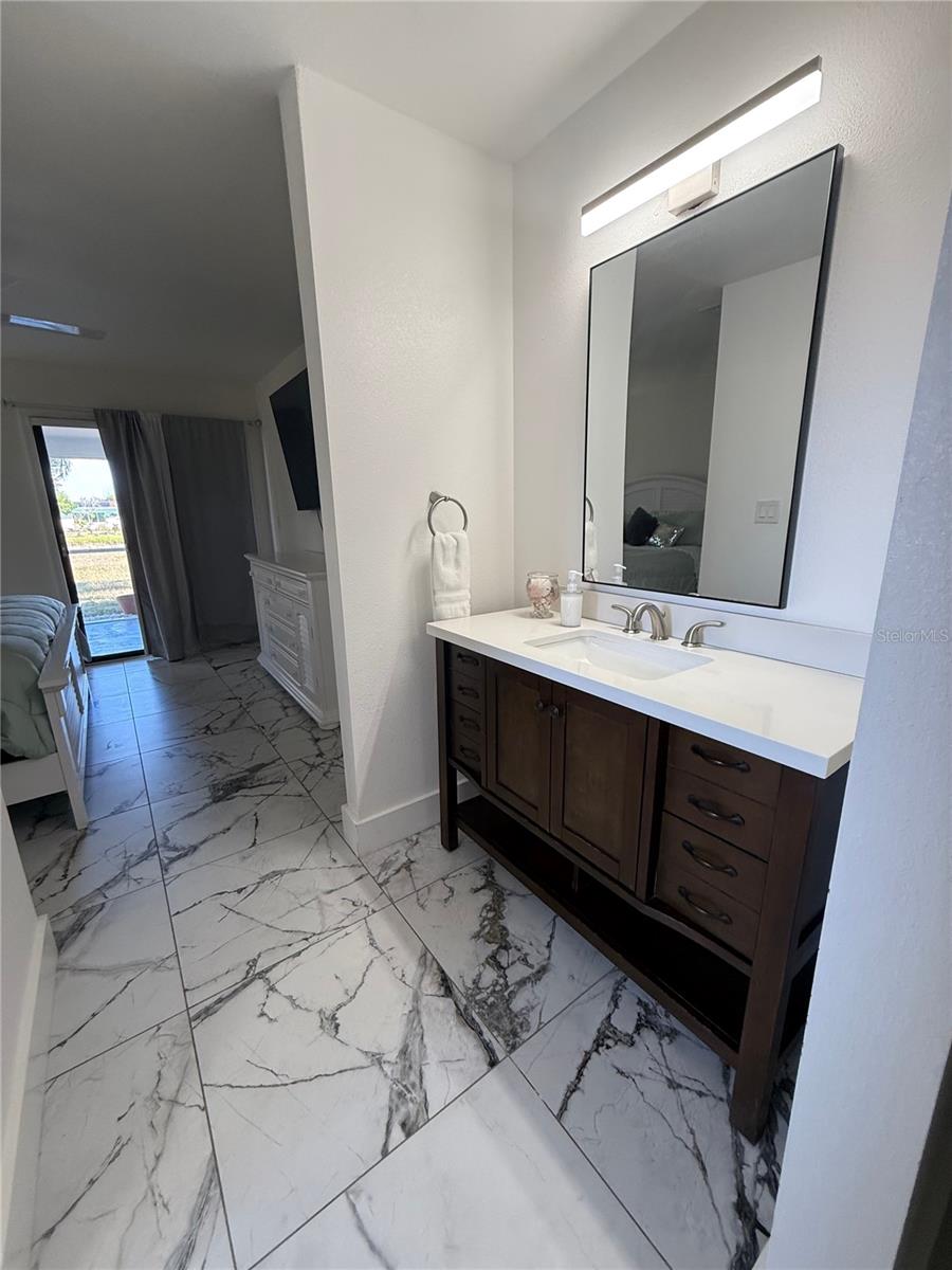 130 Boundary Blvd #a&b Property Photo 7