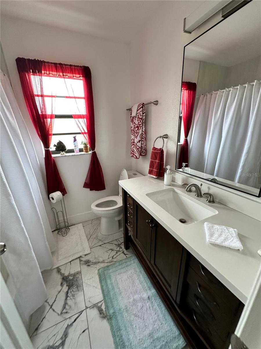 130 Boundary Blvd #a&b Property Photo 10