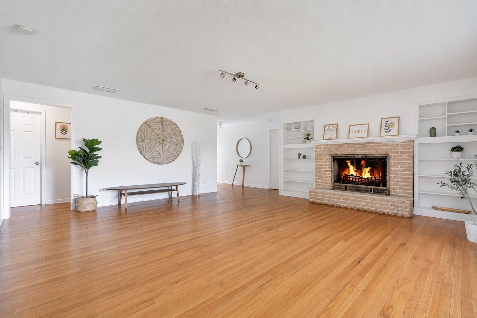 5725 Padgett Cir Property Photo 8