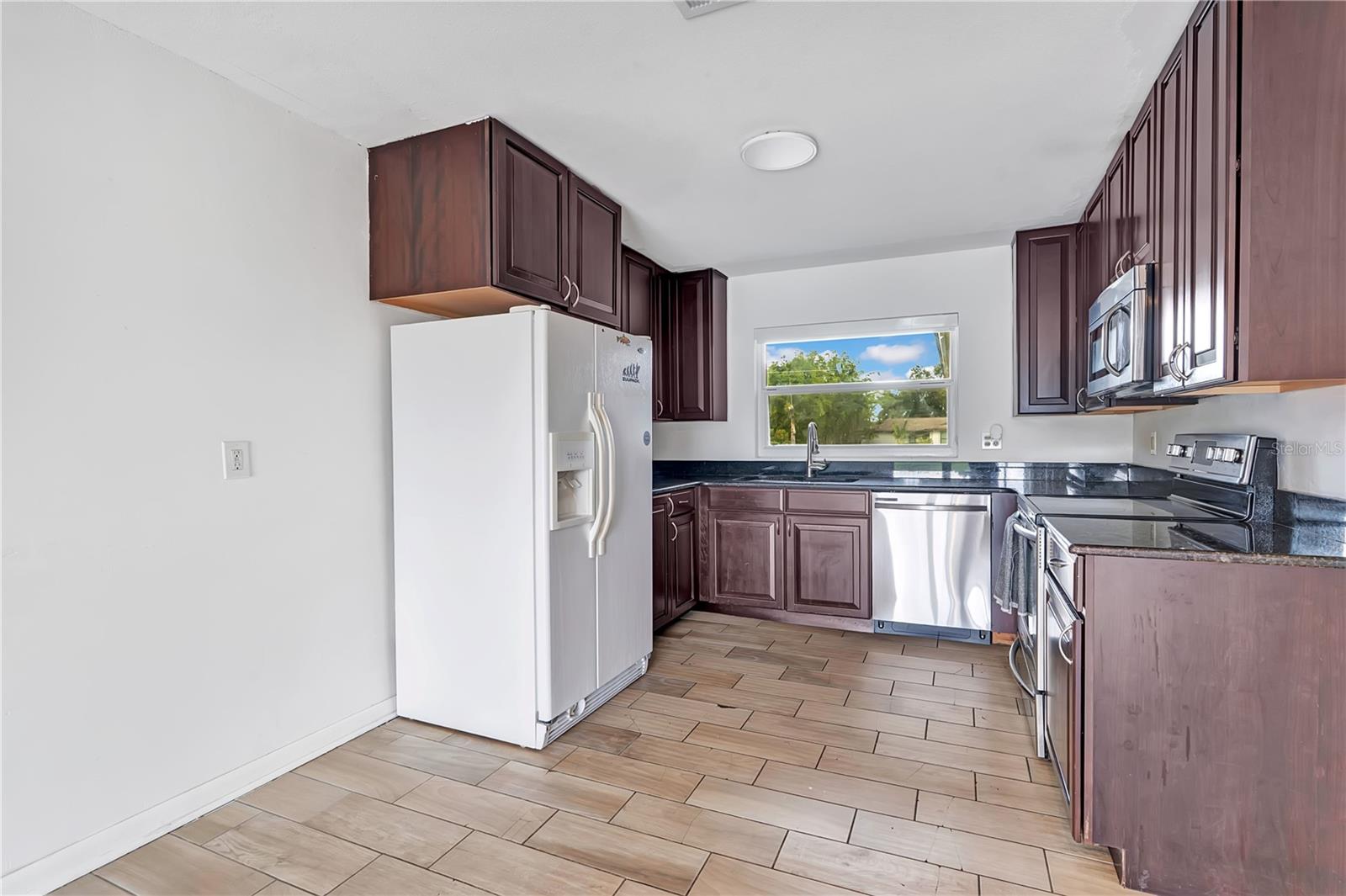5725 Padgett Cir Property Photo 15