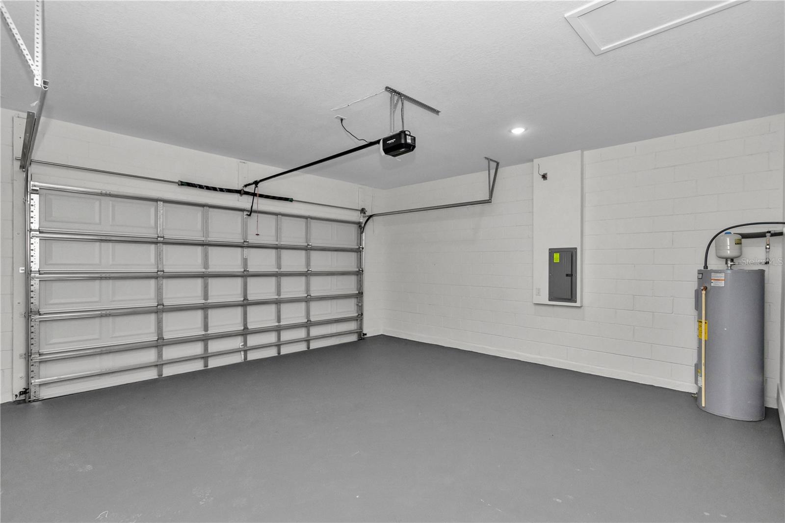 219 E Caldwell Dr Property Photo 47