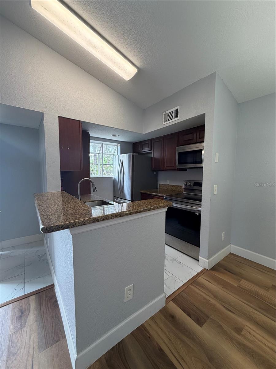 5168 Conroy Rd #28 Property Photo 10