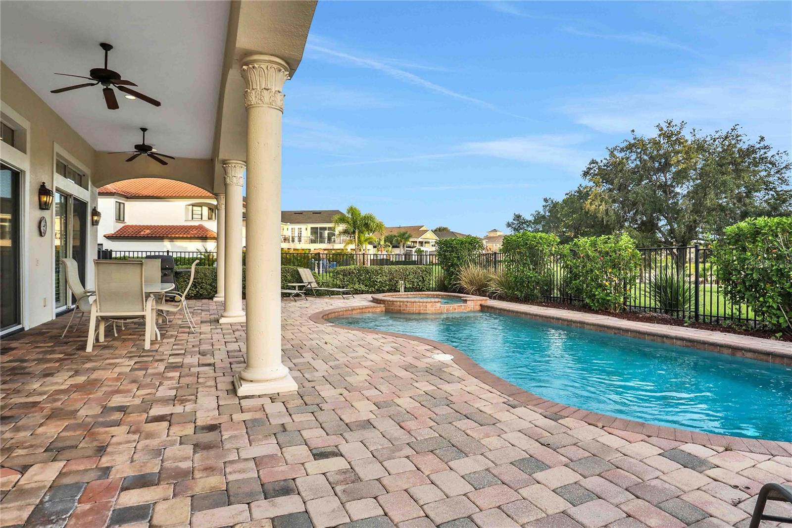 7438 Gathering Ct Property Photo 6