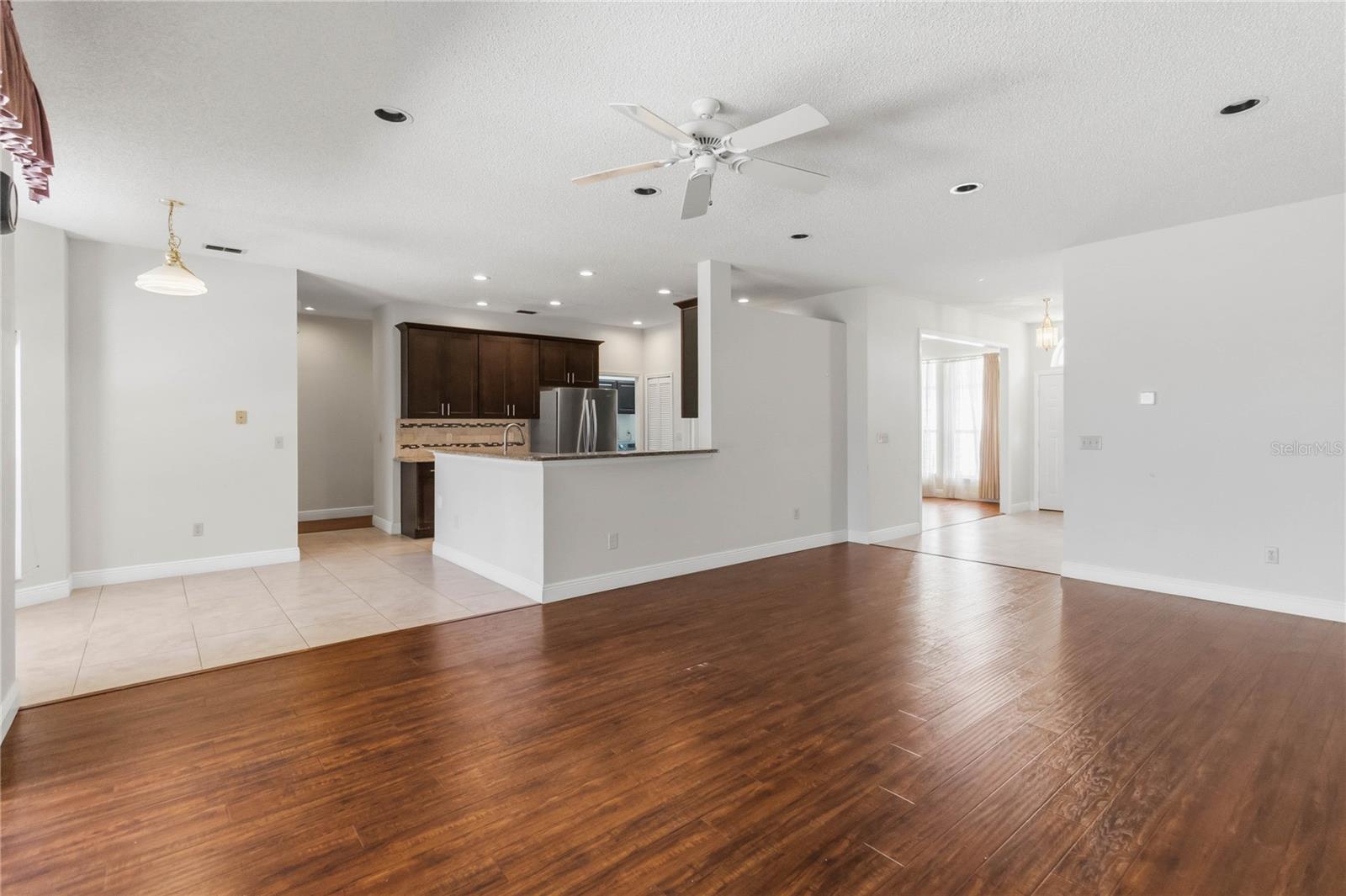 1572 Hunters Stand Run Property Photo 10