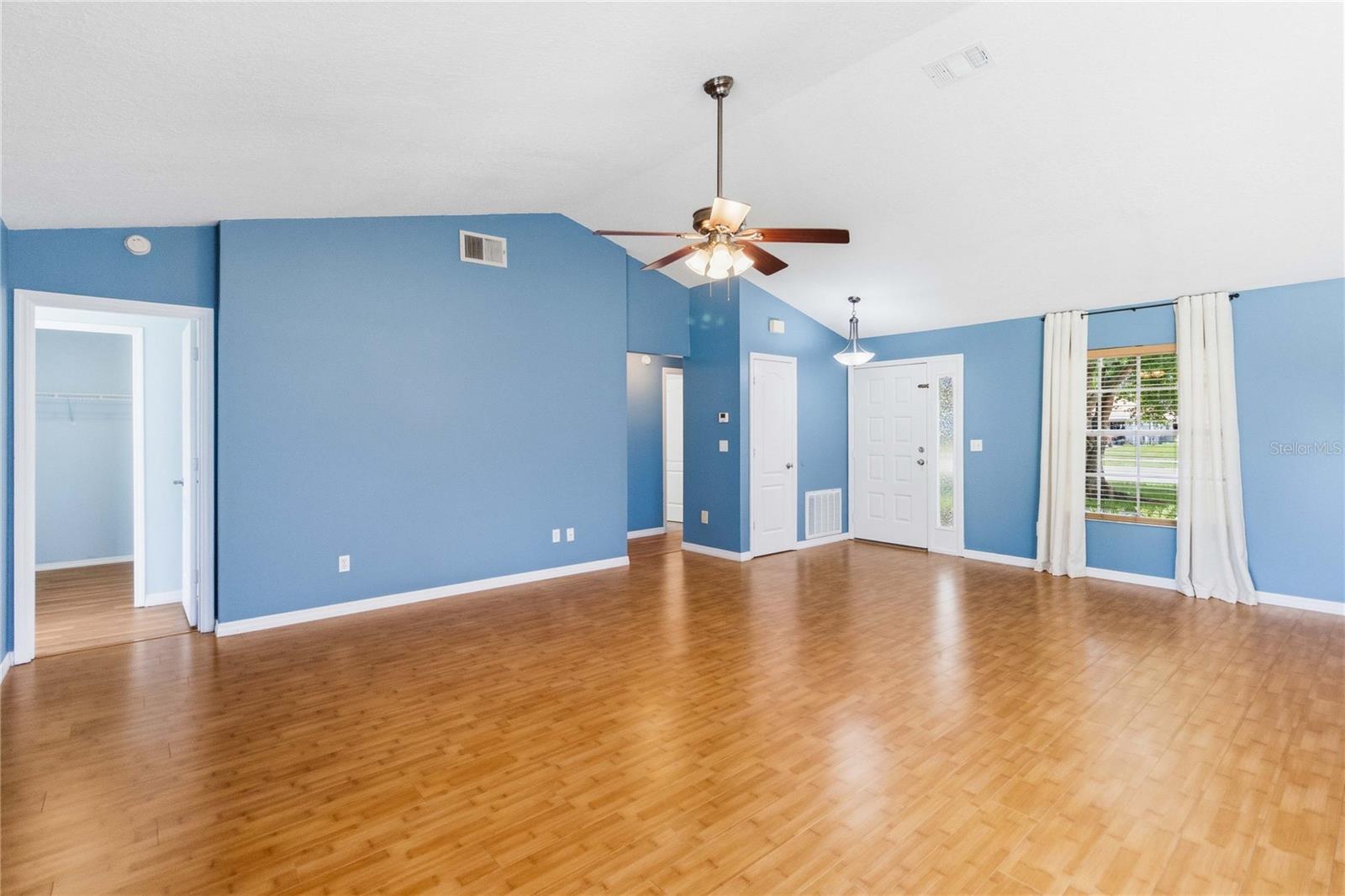 20446 Macon Pkwy Property Photo 5