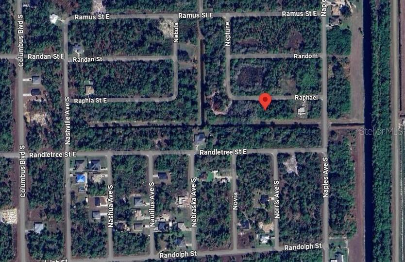 1238 Raphael St E Property Photo 2