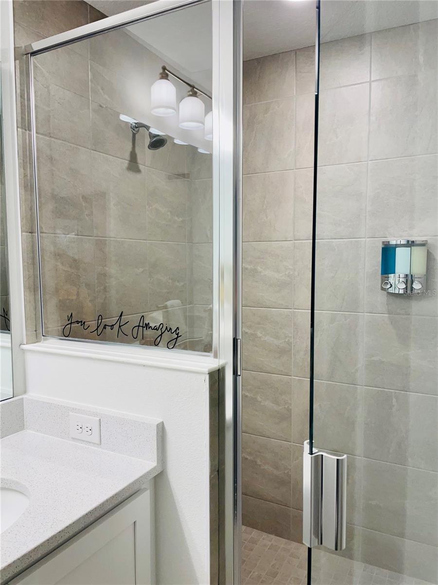 O6415042 Property Photo 29