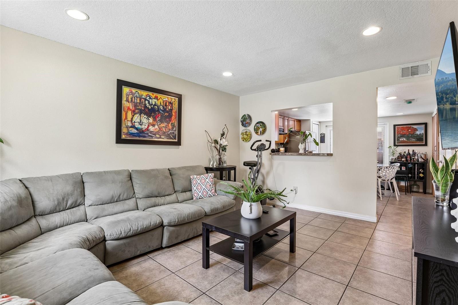 12057 Tift Cir Property Photo 11