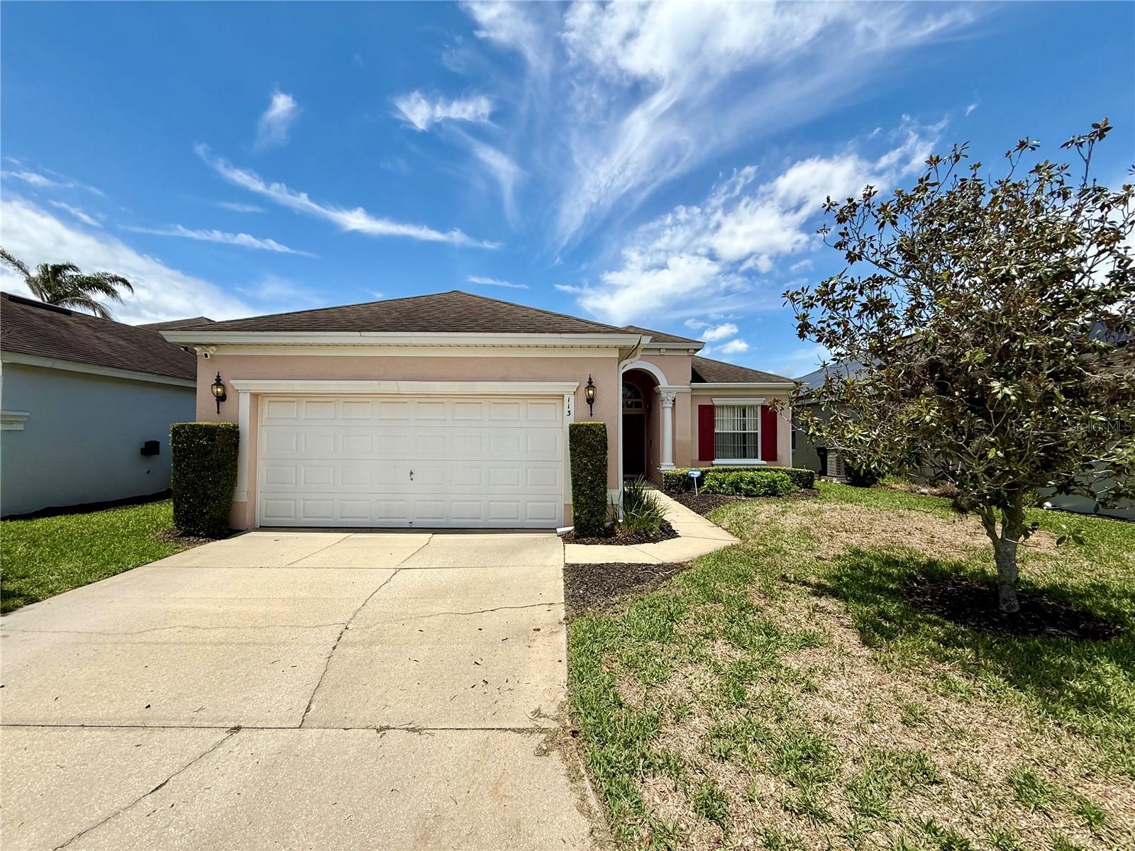 113 Plumoso Loop Property Photo 1
