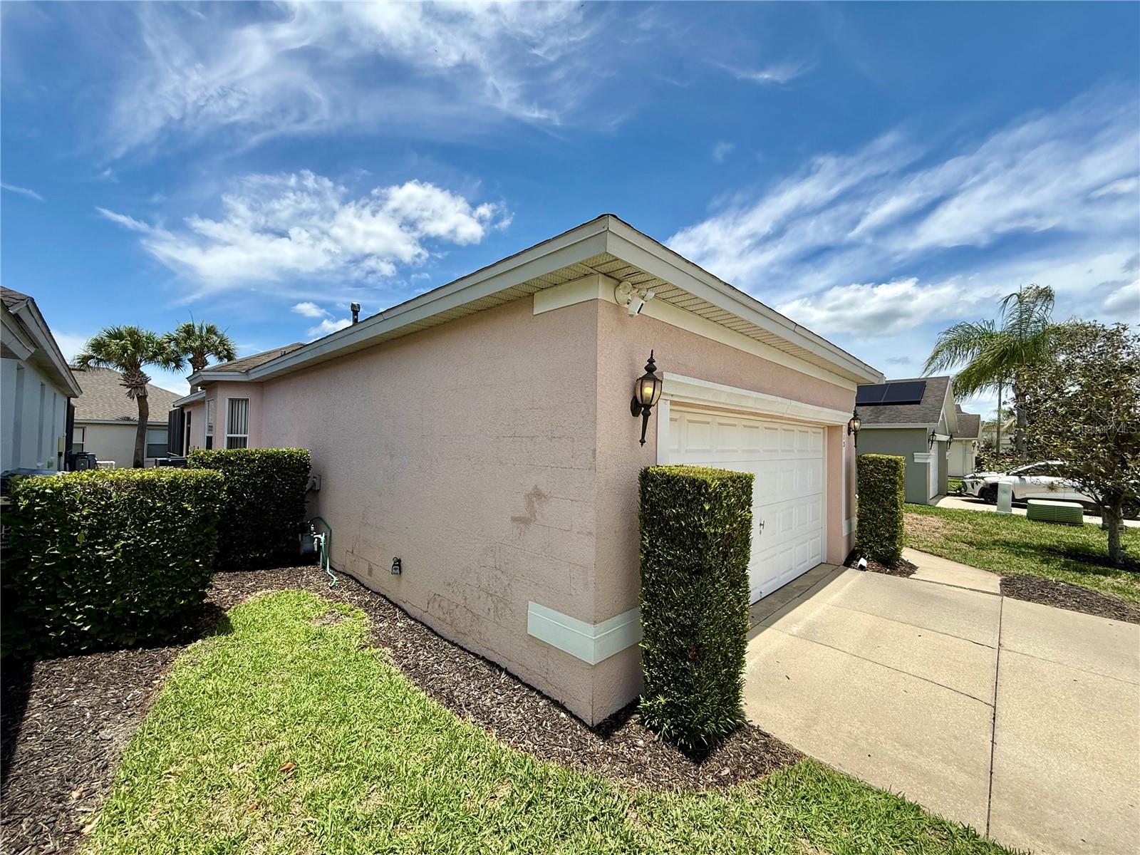 113 Plumoso Loop Property Photo 4