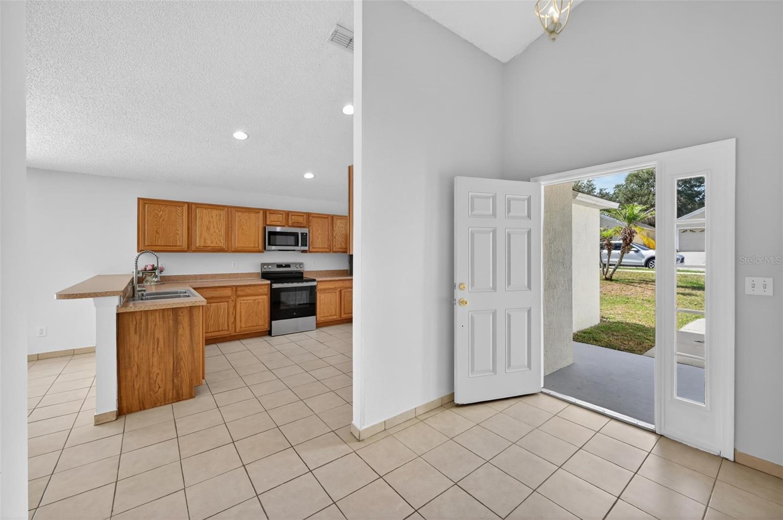 2041 Newtown Rd Property Photo 11