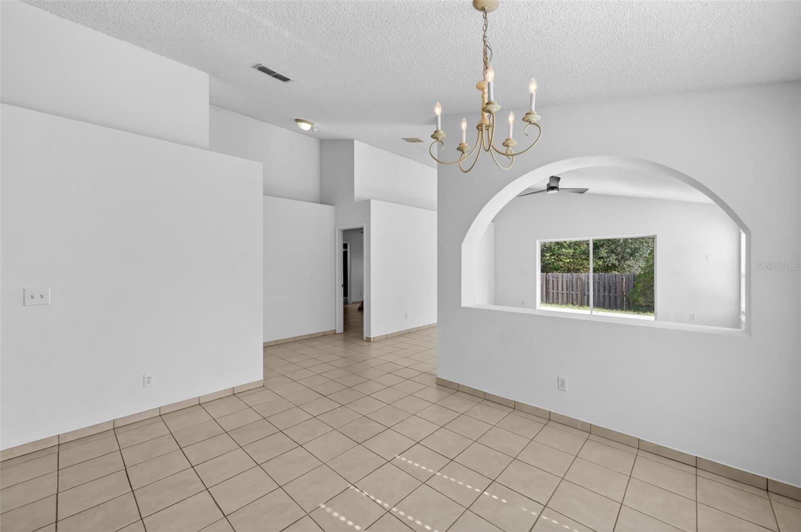 2041 Newtown Rd Property Photo 14