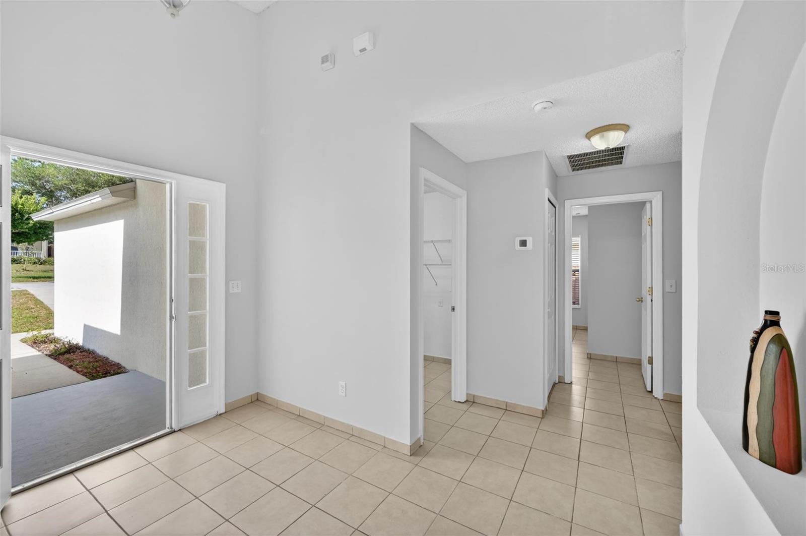 2041 Newtown Rd Property Photo 17