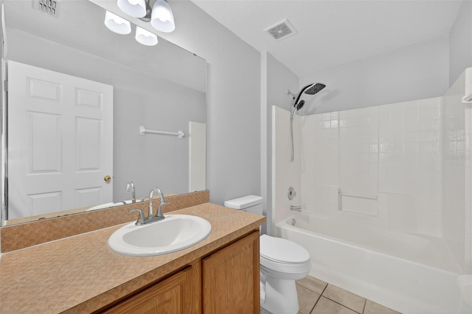 2041 Newtown Rd Property Photo 30