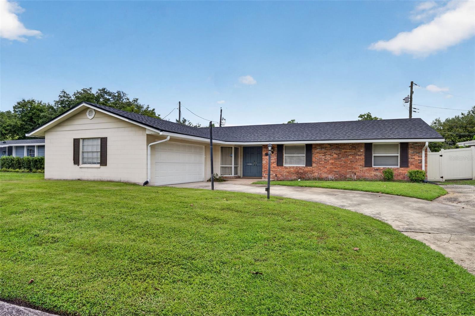 2715 Prince John Rd Property Photo 1