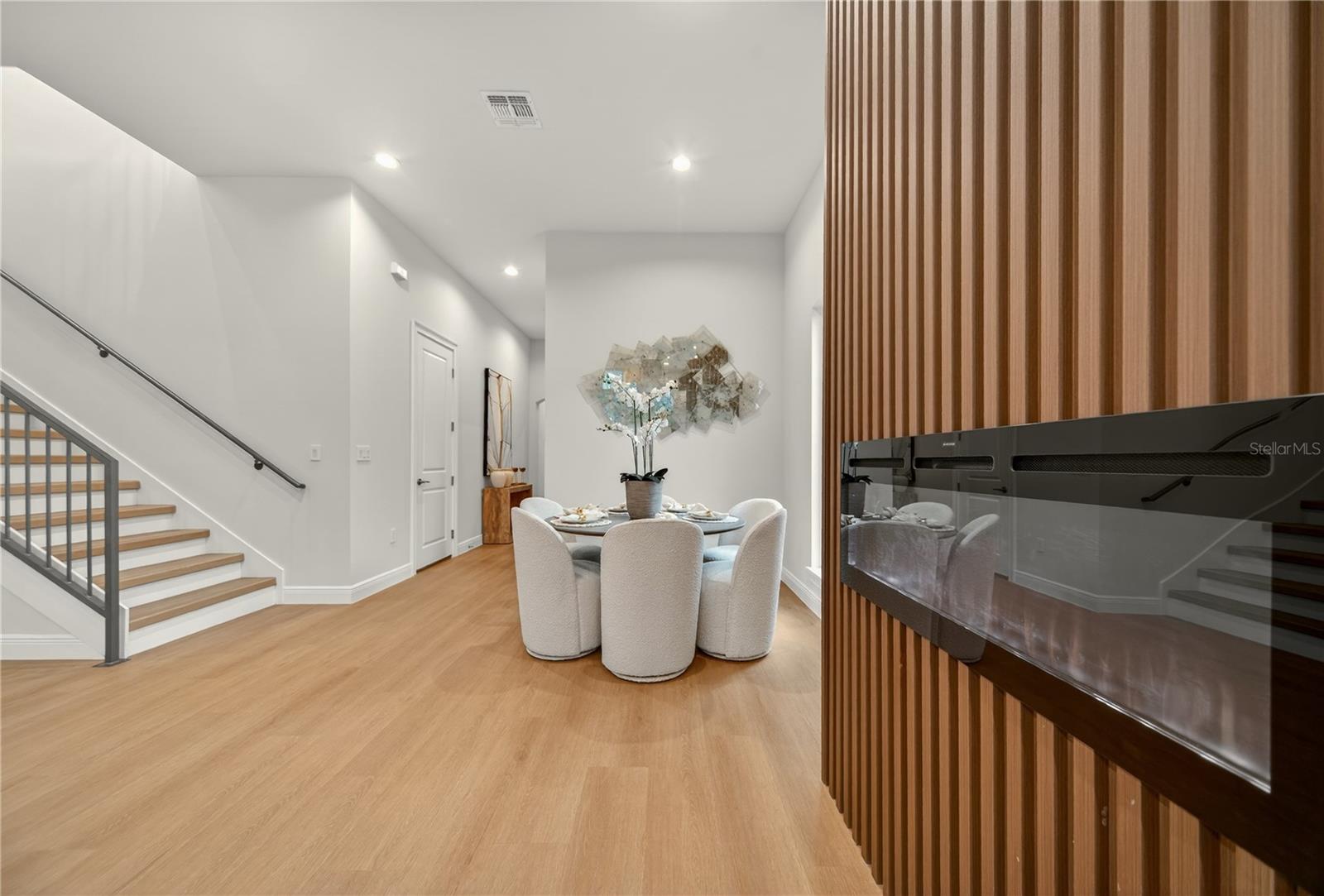 1473 Berkshire Ave Property Photo 18