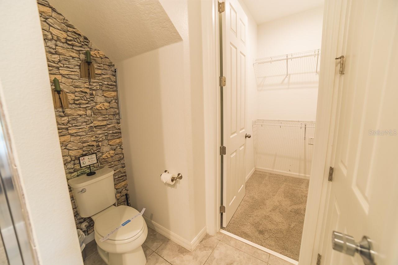 8974 Amelia Downs Trl Property Photo 12