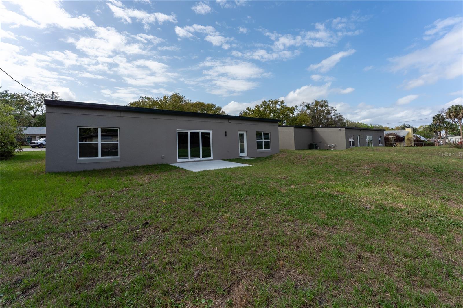 457 Riverview Ave Property Photo 45