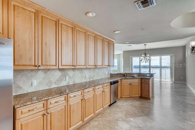 8749 The Esplanade #32 Property Photo 14