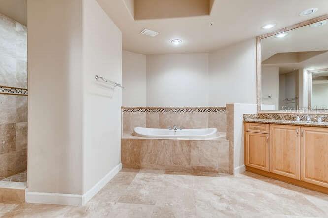 8749 The Esplanade #32 Property Photo 28