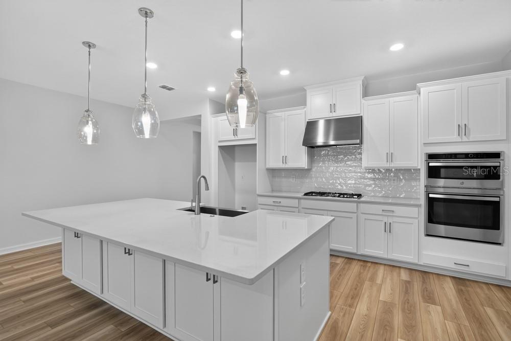 903 Ladyfish Trl Property Photo 6