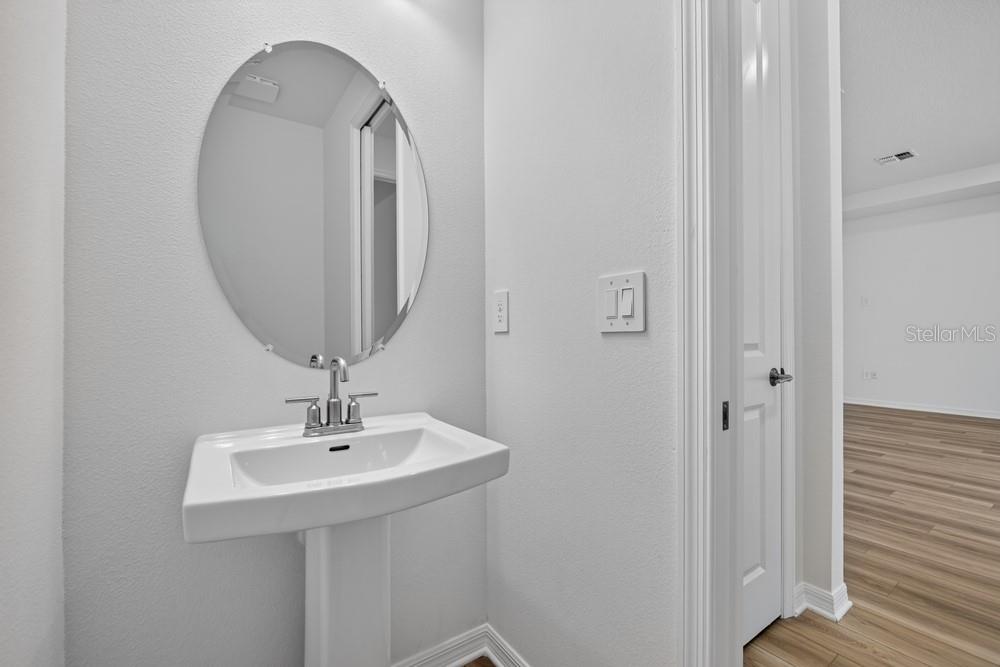 903 Ladyfish Trl Property Photo 23