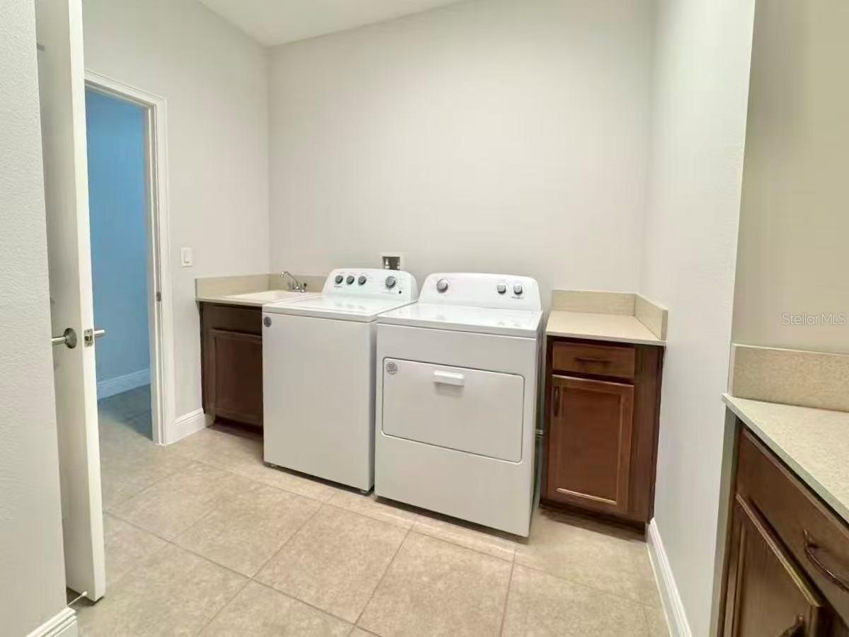 3434 Sagebrush St Property Photo 18