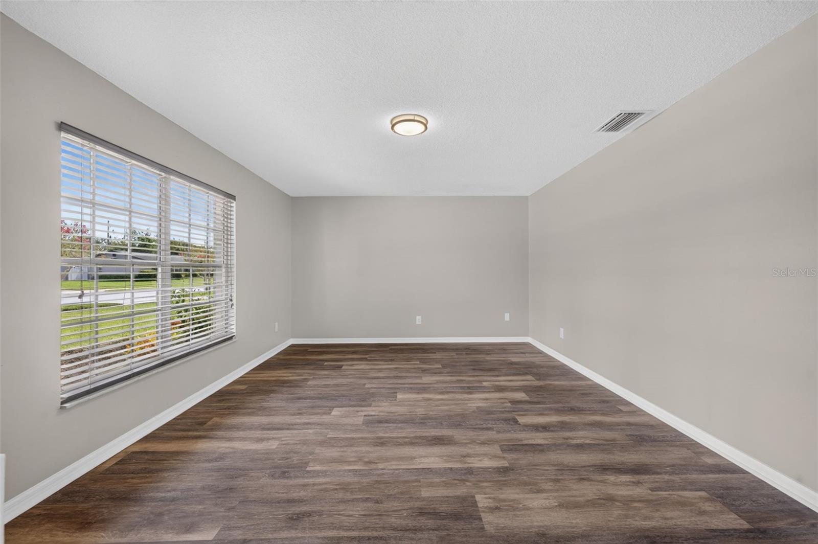 4854 Rabama Pl Property Photo 9