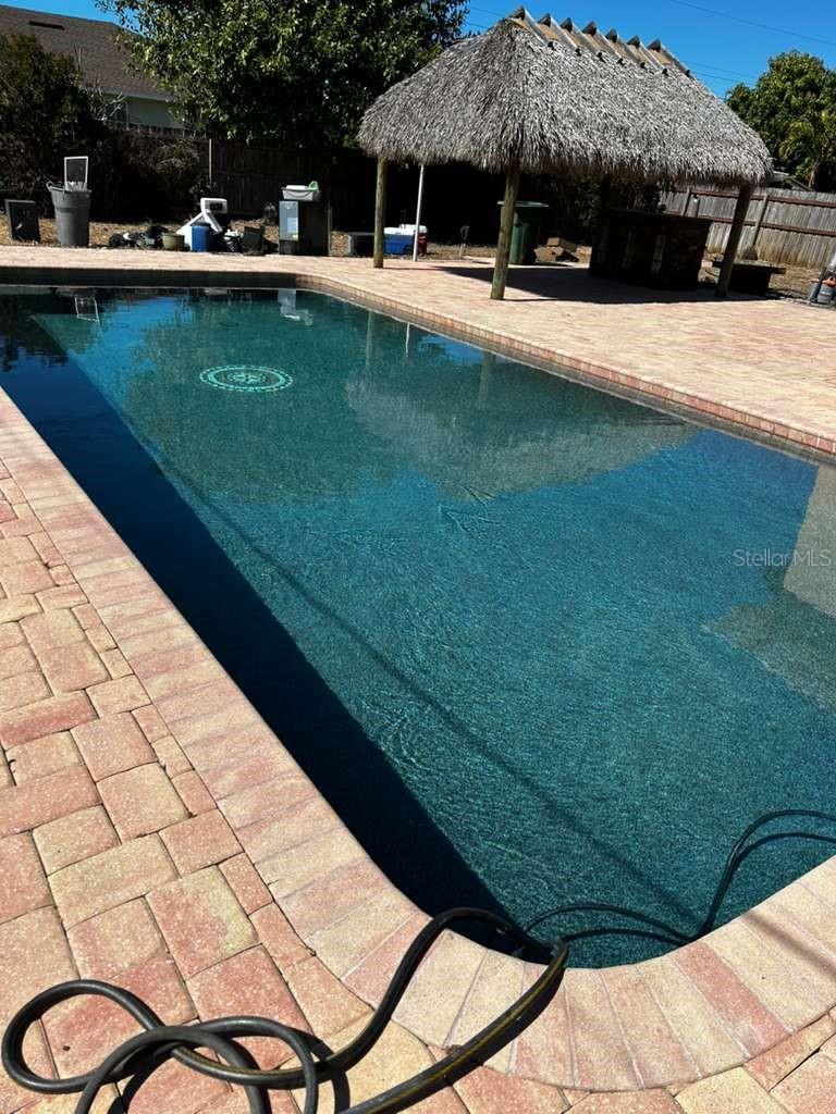 O6415292 Property Photo 19