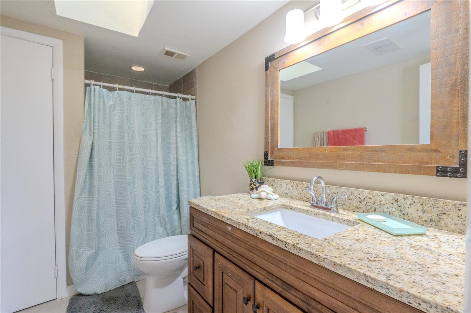 1050 Deal Ln Property Photo 8