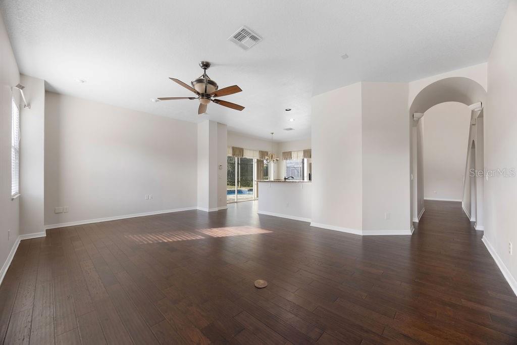 9050 Dancy Tree Ct Property Photo 14