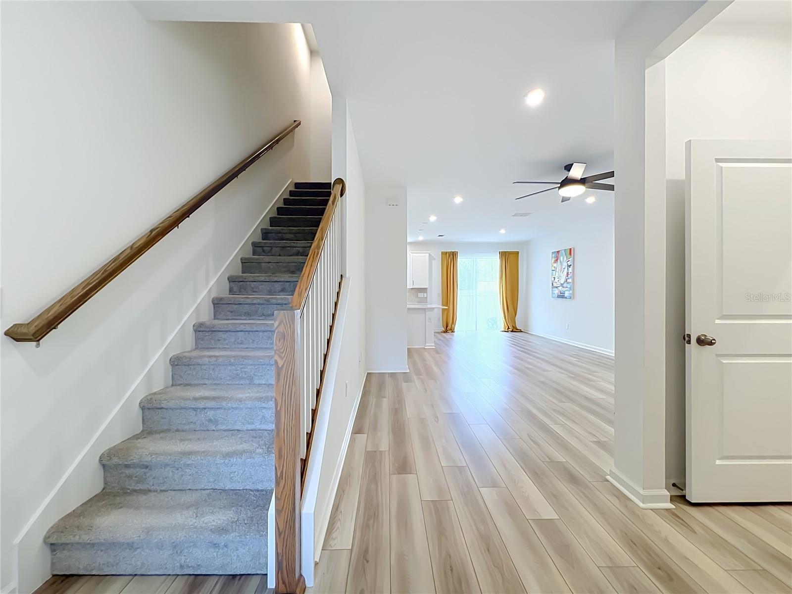 746 Spring Palms Loop Property Photo 5
