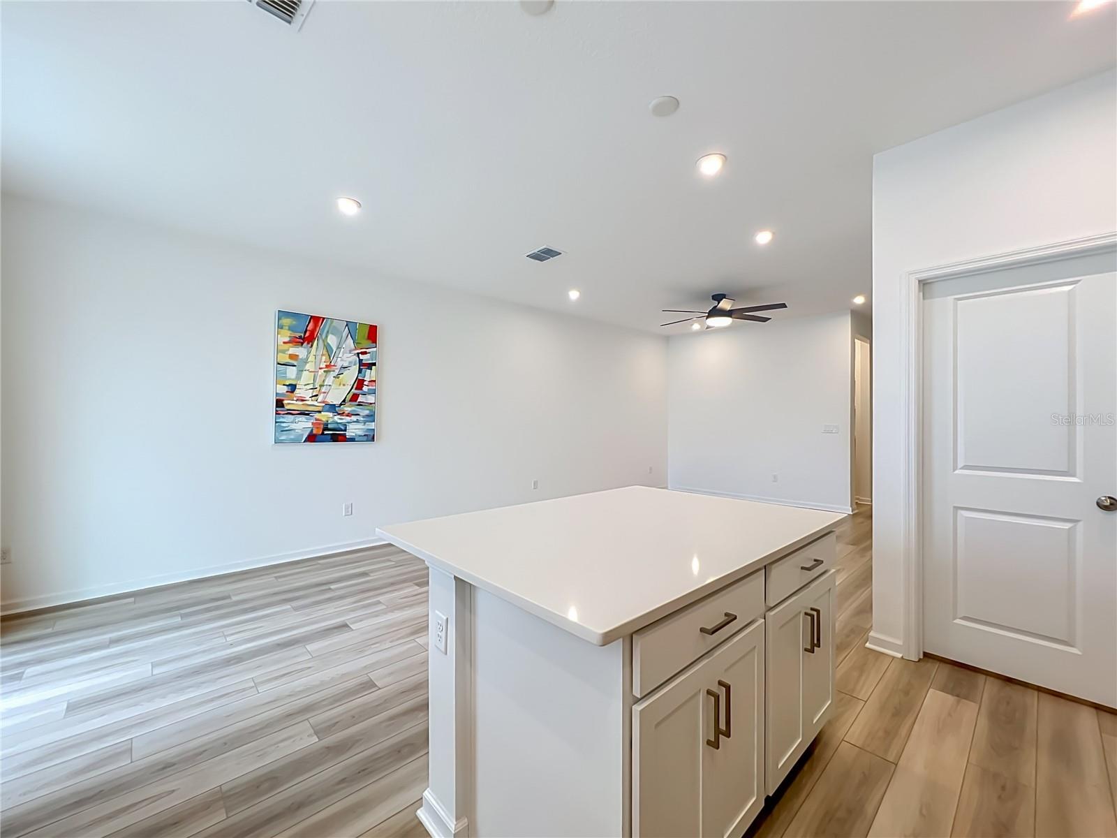 746 Spring Palms Loop Property Photo 17