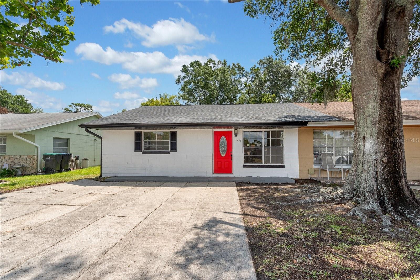 749 Quail Hollow Dr Property Photo 1