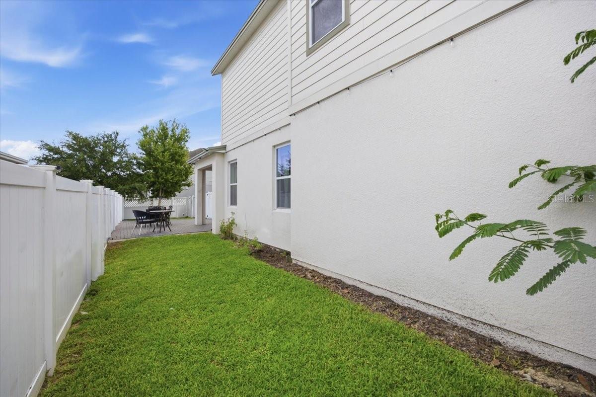 6323 Hamlin Reserve Blvd Property Photo 27