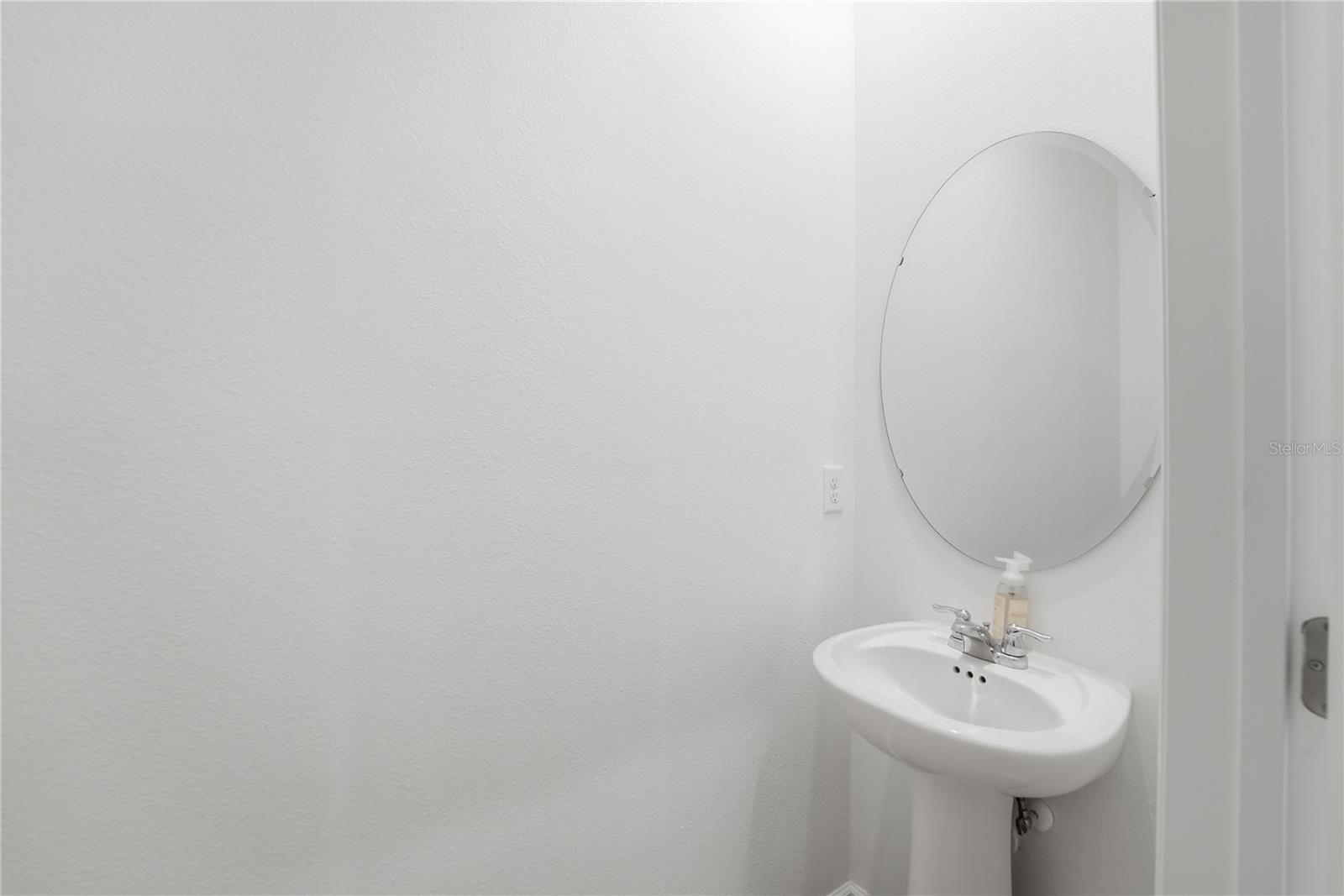 1122 Seaside Mist Trl Property Photo 16