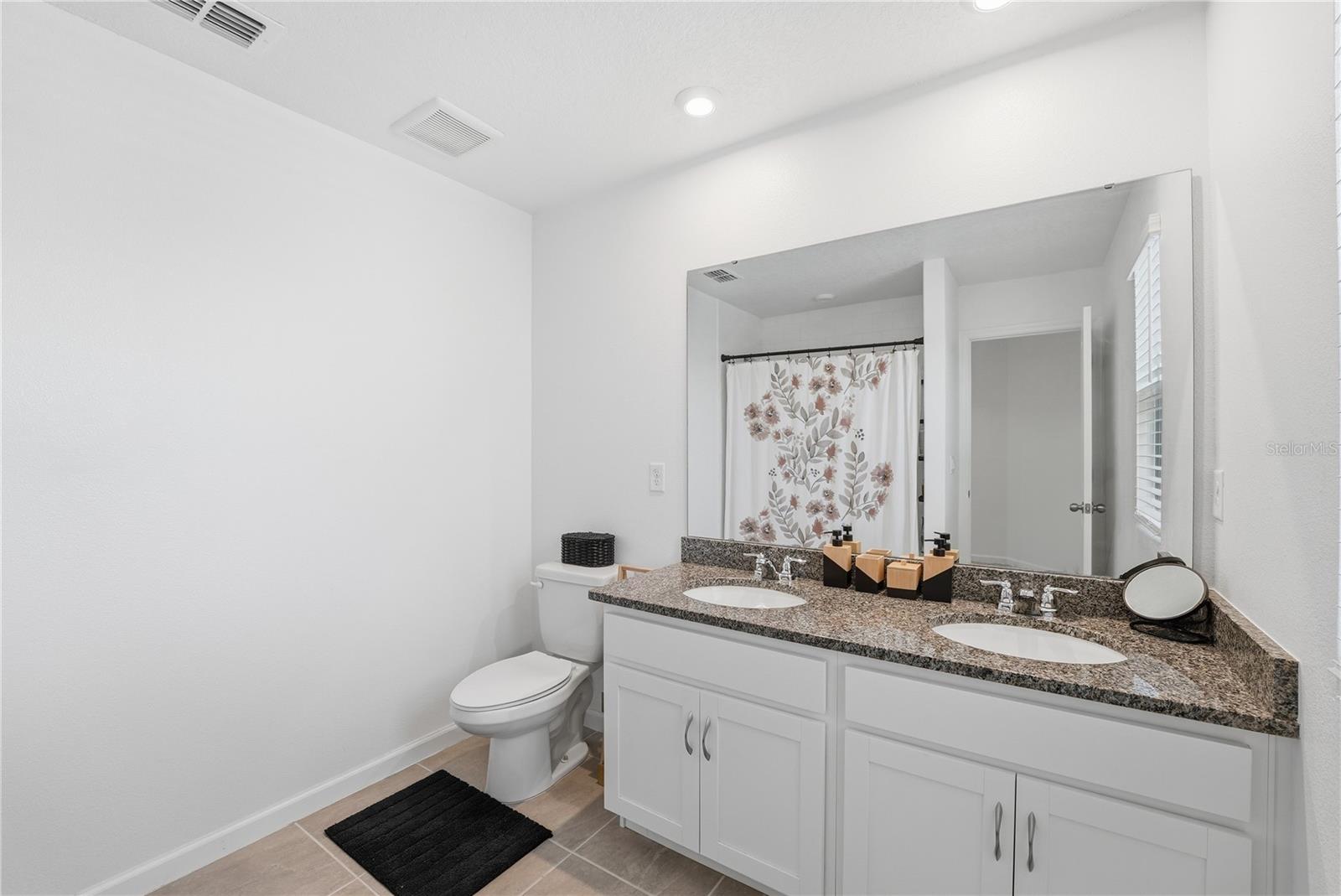 1122 Seaside Mist Trl Property Photo 28