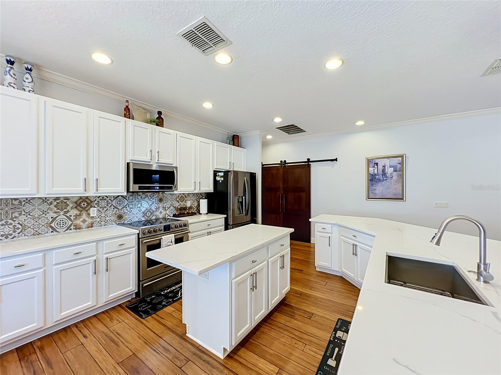 14143 Lake Live Oak Dr Property Photo 19