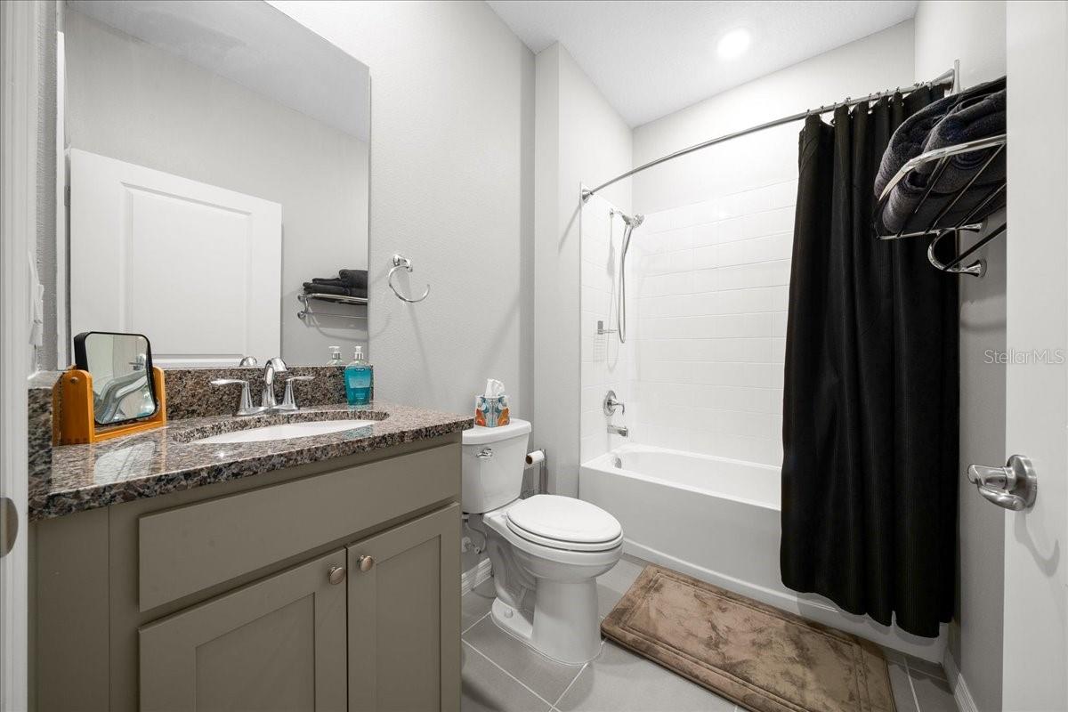 5556 Nw 41st Ln Property Photo 25