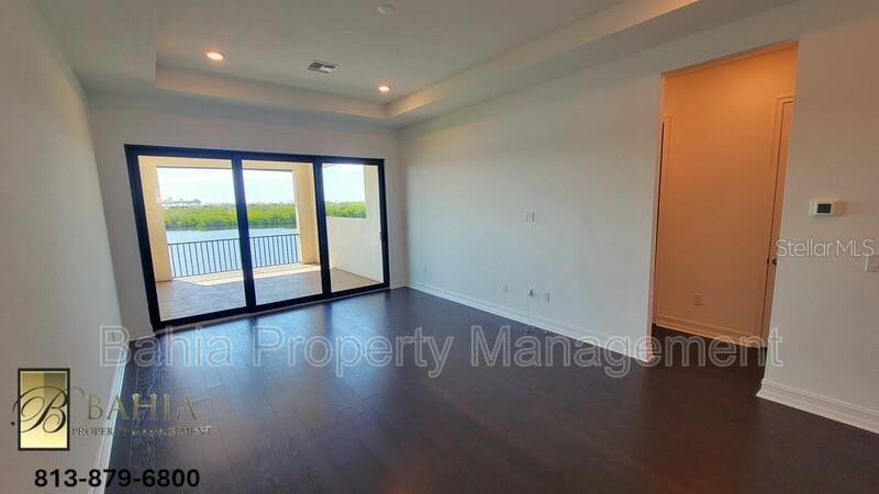 1074 Seagrape Dr Property Photo 28
